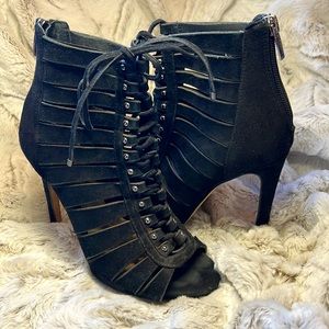Vince Camuto laced black suede high heels size 5.5 US